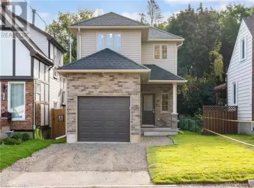 223 SYDENHAM Street, Brantford, Ontario N3R3Z6, 3 Bedrooms Bedrooms, ,3 BathroomsBathrooms,Single Family,For Sale,SYDENHAM,40501024 223 SYDENHAM Street, Brantford, Ontario N3R3Z6, 3 Bedrooms Bedrooms, ,3 BathroomsBathrooms,Single Family,For Sale,SYDENHAM,40501024