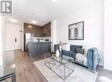 95 Dundas Street, Oakville, ON L6M5N4, 2 Bedrooms Bedrooms, ,1 BathroomBathrooms,Single Family,For Sale,Dundas,W7226182