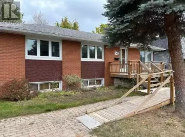 542 Wingrove Crescent, Oakville, Ontario L6L4R6, 3 Bedrooms Bedrooms, ,1 BathroomBathrooms,Single Family,For Lease,Wingrove,W7226800