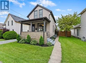 777 King Street, Port Colborne, Ontario L3K4J3, 2 Bedrooms Bedrooms, ,2 BathroomsBathrooms,Single Family,For Sale,King,X7227170
