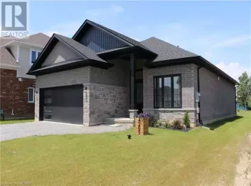 4205 MANSON Lane, Lincoln, Ontario L0R1G0, 3 Bedrooms Bedrooms, ,3 BathroomsBathrooms,Single Family,For Sale,MANSON,40501537