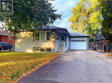 326 Renforth Drive, Toronto, Ontario M9C2L5, 6 Bedrooms Bedrooms, ,3 BathroomsBathrooms,Single Family,For Sale,Renforth,W7227922