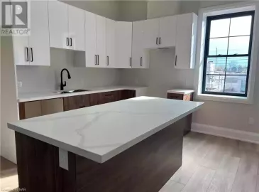 43 JARVIS Street, Fort Erie, ON L2A2S3, 2 Bedrooms Bedrooms, ,1 BathroomBathrooms,Single Family,For Lease,JARVIS,40500722