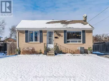 645 Wickens, Burlington, Ontario L7T3T1, 4 Bedrooms Bedrooms, ,2 BathroomsBathrooms,Single Family,For Lease,Wickens,W7229672