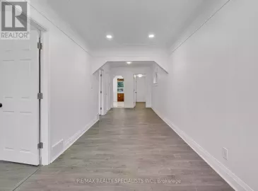 126 Harmony, Hamilton, Ontario L8H4Y3, 4 Bedrooms Bedrooms, ,2 BathroomsBathrooms,Single Family,For Sale,Harmony,X7229462 126 Harmony, Hamilton, Ontario L8H4Y3, 4 Bedrooms Bedrooms, ,2 BathroomsBathrooms,Single Family,For Sale,Harmony,X7229462