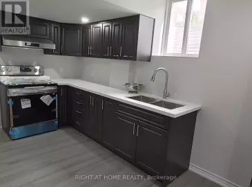 39 Blazing Star Drive, Brampton, ON L6R3E7, 2 Bedrooms Bedrooms, ,2 BathroomsBathrooms,Single Family,For Lease,Blazing Star,W7230120