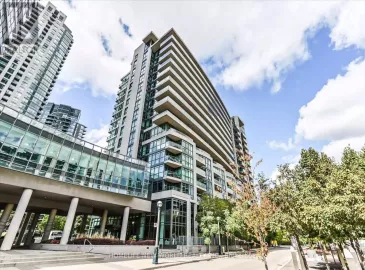 209 Fort York Boulevard, Toronto, Ontario M5V4A1, 2 Bedrooms Bedrooms, ,2 BathroomsBathrooms,Single Family,For Sale,Fort York,C7230434