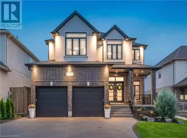 55 VALLEYSCAPE Drive, Kitchener, Ontario N2P0G3, 6 Bedrooms Bedrooms, ,5 BathroomsBathrooms,Single Family,For Sale,VALLEYSCAPE,40502422