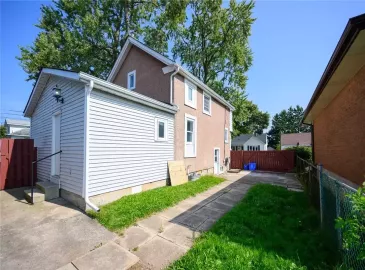 Niagara Falls, ON L2E4X9, 1 Bedroom Bedrooms, ,1 BathroomBathrooms,Single Family,For Lease,H4175577