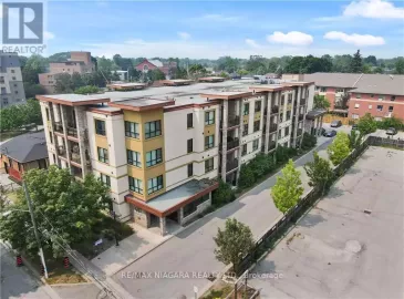 26 Wellington Street, St. Catharines, ON L2R5P8, 2 Bedrooms Bedrooms, ,2 BathroomsBathrooms,Single Family,For Sale,Wellington,X7232824