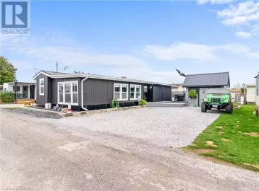92 CLUBHOUSE Road, Turkey Point, ON N0E1T0, 2 Bedrooms Bedrooms, ,1 BathroomBathrooms,Single Family,For Sale,CLUBHOUSE,40502722