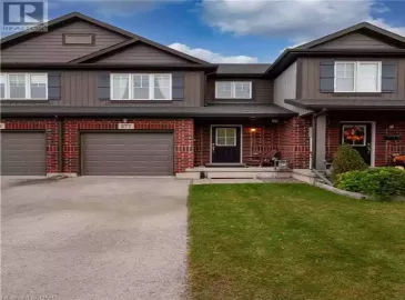 277 SILVERWOOD Avenue, Welland, ON L3C0C5, 3 Bedrooms Bedrooms, ,2 BathroomsBathrooms,Single Family,For Sale,SILVERWOOD,40501824