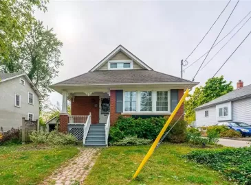 St. Catharines, Ontario L2S1L6, 3 Bedrooms Bedrooms, ,1 BathroomBathrooms,Single Family,For Lease,H4177807