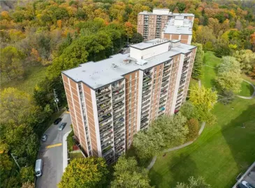 Hamilton, Ontario L8S1J5, 3 Bedrooms Bedrooms, ,2 BathroomsBathrooms,Single Family,For Sale,H4177828 Hamilton, Ontario L8S1J5, 3 Bedrooms Bedrooms, ,2 BathroomsBathrooms,Single Family,For Sale,H4177828