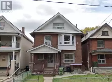 32 Emerson, Toronto, ON M6H3S8, 1 Bedroom Bedrooms, ,1 BathroomBathrooms,Single Family,For Lease,Emerson,W7236732