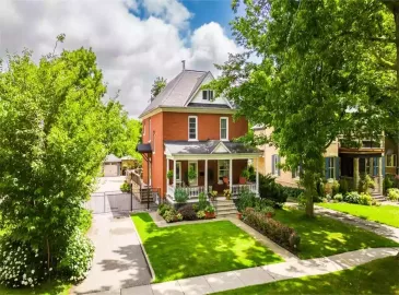 Ingersoll, ON N5C2W2, 4 Bedrooms Bedrooms, ,2 BathroomsBathrooms,Single Family,For Sale,H4177448