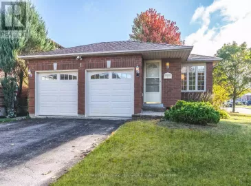 1 Orok Lane, Barrie, ON L4M6H7, 3 Bedrooms Bedrooms, ,2 BathroomsBathrooms,Single Family,For Sale,Orok,S7227762