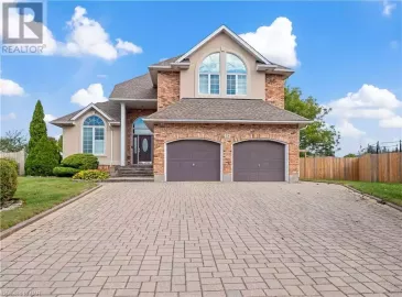 24 SENTANCE Avenue, Thorold, Ontario L2V4W9, 3 Bedrooms Bedrooms, ,4 BathroomsBathrooms,Single Family,For Sale,SENTANCE,40501158