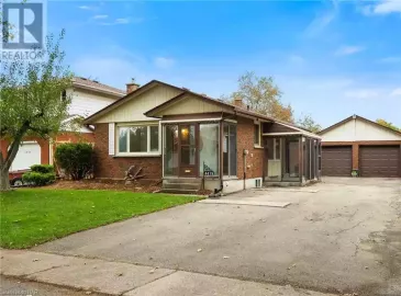 4478 MITCHELL Avenue, Niagara Falls, Ontario L2E6R7, 3 Bedrooms Bedrooms, ,2 BathroomsBathrooms,Single Family,For Sale,MITCHELL,40501226