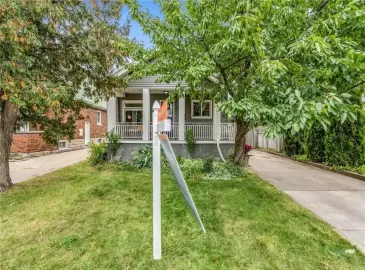 Hamilton, Ontario L8K3K2, 3 Bedrooms Bedrooms, ,1 BathroomBathrooms,Single Family,For Sale,H4177465 Hamilton, Ontario L8K3K2, 3 Bedrooms Bedrooms, ,1 BathroomBathrooms,Single Family,For Sale,H4177465