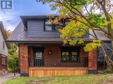 16 STIRLING Avenue, Kitchener, Ontario N2H3G5, 4 Bedrooms Bedrooms, ,3 BathroomsBathrooms,Single Family,For Sale,STIRLING,40503235