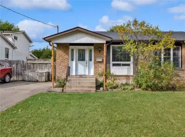 St. Catharines, Ontario L2N3C1, 4 Bedrooms Bedrooms, ,2 BathroomsBathrooms,Single Family,For Sale,H4177787