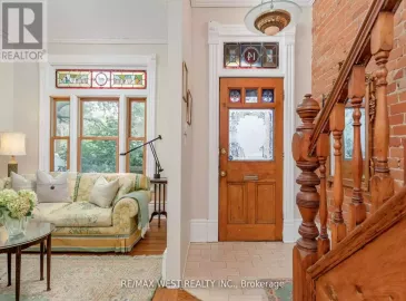 14 Melbourne, Toronto, Ontario M6K1K3, 4 Bedrooms Bedrooms, ,2 BathroomsBathrooms,Single Family,For Sale,Melbourne,W7224660 14 Melbourne, Toronto, Ontario M6K1K3, 4 Bedrooms Bedrooms, ,2 BathroomsBathrooms,Single Family,For Sale,Melbourne,W7224660