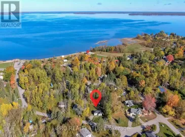 195 Paradise, Tay, Ontario L0K1R0, 2 Bedrooms Bedrooms, ,1 BathroomBathrooms,Single Family,For Sale,Paradise,S7228040 195 Paradise, Tay, Ontario L0K1R0, 2 Bedrooms Bedrooms, ,1 BathroomBathrooms,Single Family,For Sale,Paradise,S7228040