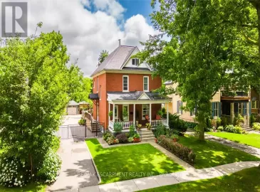 299 Oxford Street, Ingersoll, Ontario N5C2W2, 4 Bedrooms Bedrooms, ,2 BathroomsBathrooms,Single Family,For Sale,Oxford,X7227978 299 Oxford Street, Ingersoll, Ontario N5C2W2, 4 Bedrooms Bedrooms, ,2 BathroomsBathrooms,Single Family,For Sale,Oxford,X7227978