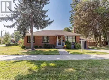 1316 Kipling, Toronto, Ontario M9B3N8, 3 Bedrooms Bedrooms, ,2 BathroomsBathrooms,Single Family,For Sale,Kipling,W7228624 1316 Kipling, Toronto, Ontario M9B3N8, 3 Bedrooms Bedrooms, ,2 BathroomsBathrooms,Single Family,For Sale,Kipling,W7228624