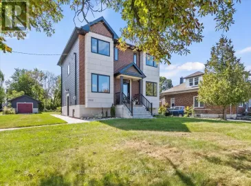 1111 King Street, Oshawa, ON L1H1H7, 5 Bedrooms Bedrooms, ,4 BathroomsBathrooms,Single Family,For Sale,King,E7229796 1111 King Street, Oshawa, ON L1H1H7, 5 Bedrooms Bedrooms, ,4 BathroomsBathrooms,Single Family,For Sale,King,E7229796