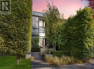 19 Fennings Street, Toronto, Ontario M6J3B9, 3 Bedrooms Bedrooms, ,3 BathroomsBathrooms,Single Family,For Sale,Fennings,C7235788 19 Fennings Street, Toronto, Ontario M6J3B9, 3 Bedrooms Bedrooms, ,3 BathroomsBathrooms,Single Family,For Sale,Fennings,C7235788