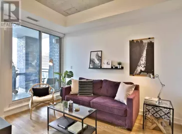 20 Minowan Miikan Lane, Toronto, Ontario M6J0E5, 2 Bedrooms Bedrooms, ,1 BathroomBathrooms,Single Family,For Lease,Minowan Miikan,C7238356