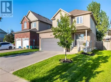 137 HILLTOP Drive, Ayr, Ontario N0B1E0, 3 Bedrooms Bedrooms, ,4 BathroomsBathrooms,Single Family,For Sale,HILLTOP,40503065