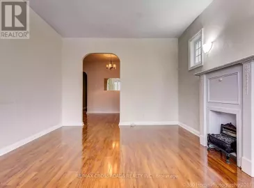 122 Braemar, Toronto, Ontario M5P2L4, 2 Bedrooms Bedrooms, ,1 BathroomBathrooms,Single Family,For Lease,Braemar,C7242324