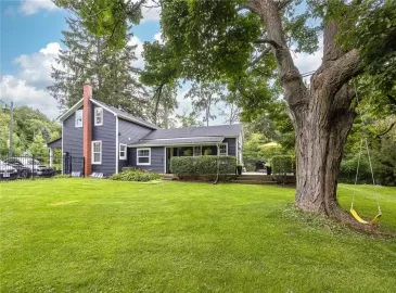 Burlington, ON L7P0A6, 3 Bedrooms Bedrooms, ,2 BathroomsBathrooms,Single Family,For Sale,H4177952 Burlington, ON L7P0A6, 3 Bedrooms Bedrooms, ,2 BathroomsBathrooms,Single Family,For Sale,H4177952