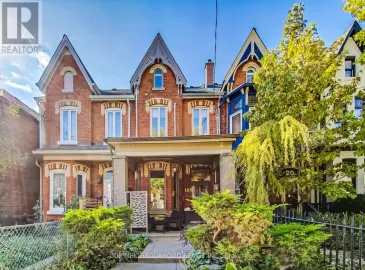 18 Borden Street, Toronto, Ontario M5S2M9, 5 Bedrooms Bedrooms, ,3 BathroomsBathrooms,Single Family,For Sale,Borden,C7242714