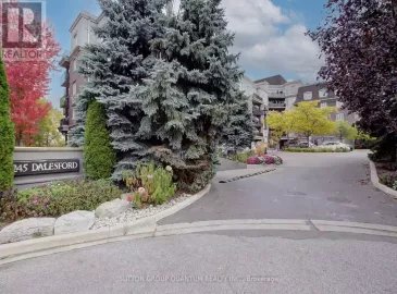 245 Dalesford Road, Toronto, Ontario M8Y4H7, 2 Bedrooms Bedrooms, ,2 BathroomsBathrooms,Single Family,For Sale,Dalesford,W7242500