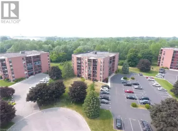 11 MILL POND Court, Simcoe, Ontario N3Y5J5, 2 Bedrooms Bedrooms, ,2 BathroomsBathrooms,Single Family,For Sale,MILL POND,40504160