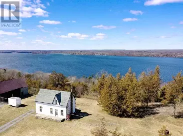 1953 County 7 Road, Prince Edward County, Ontario K0K2T0, ,Single Family,For Sale,County 7,X7243370