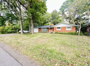11 Dixie, Niagara-on-the-Lake, Ontario L0S1J0, 4 Bedrooms Bedrooms, ,2 BathroomsBathrooms,Single Family,For Sale,Dixie,X7243558