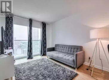 8 Park Road, Toronto, Ontario M4W3S5, 2 Bedrooms Bedrooms, ,2 BathroomsBathrooms,Single Family,For Lease,Park,C7245350