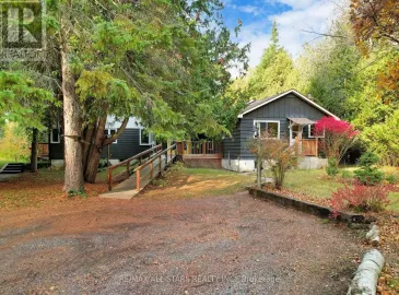 1051 Reach Street, Scugog, ON L9L1B2, 4 Bedrooms Bedrooms, ,3 BathroomsBathrooms,Single Family,For Sale,Reach,E7245512