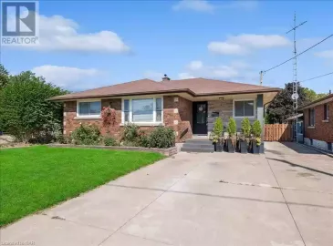 62 RICHMOND Street, Thorold, Ontario L2V3H1, 4 Bedrooms Bedrooms, ,2 BathroomsBathrooms,Single Family,For Sale,RICHMOND,40504777