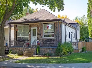 Hamilton, ON L8H4E3, 3 Bedrooms Bedrooms, ,2 BathroomsBathrooms,Single Family,For Sale,H4178129