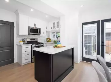 Hamilton, Ontario L8L1Y8, 3 Bedrooms Bedrooms, ,2 BathroomsBathrooms,Single Family,For Sale,H4178245 Hamilton, Ontario L8L1Y8, 3 Bedrooms Bedrooms, ,2 BathroomsBathrooms,Single Family,For Sale,H4178245