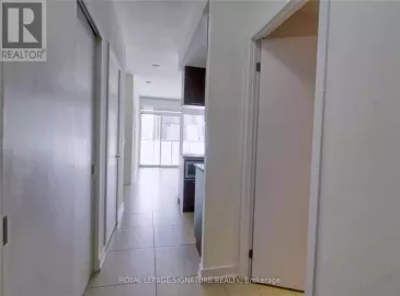 1 Market Street, Toronto, Ontario M5E0A2, 2 Bedrooms Bedrooms, ,1 BathroomBathrooms,Single Family,For Lease,Market,C7246432
