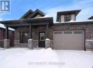 15 Meadowhawk Lane, Norfolk, Ontario N3W0E8, 5 Bedrooms Bedrooms, ,3 BathroomsBathrooms,Single Family,For Sale,Meadowhawk,X7246842