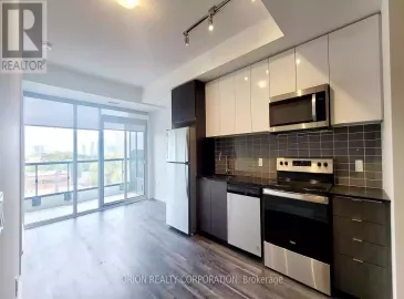 859 The Queensway, Toronto, Ontario M8Z1N8, 3 Bedrooms Bedrooms, ,2 BathroomsBathrooms,Single Family,For Lease,The Queensway,W7247962