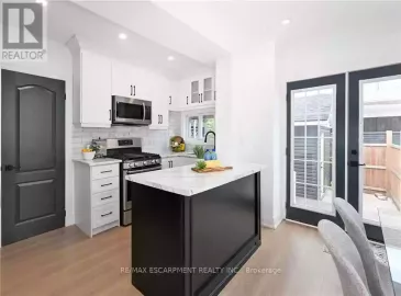 35 Highland, Hamilton, ON L8L1Y8, 3 Bedrooms Bedrooms, ,2 BathroomsBathrooms,Single Family,For Sale,Highland,X7247844